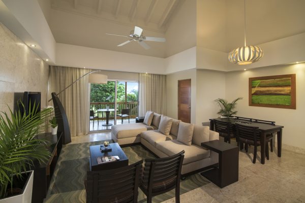 Elites Suite (1 or 2 Bedroom Options Available)